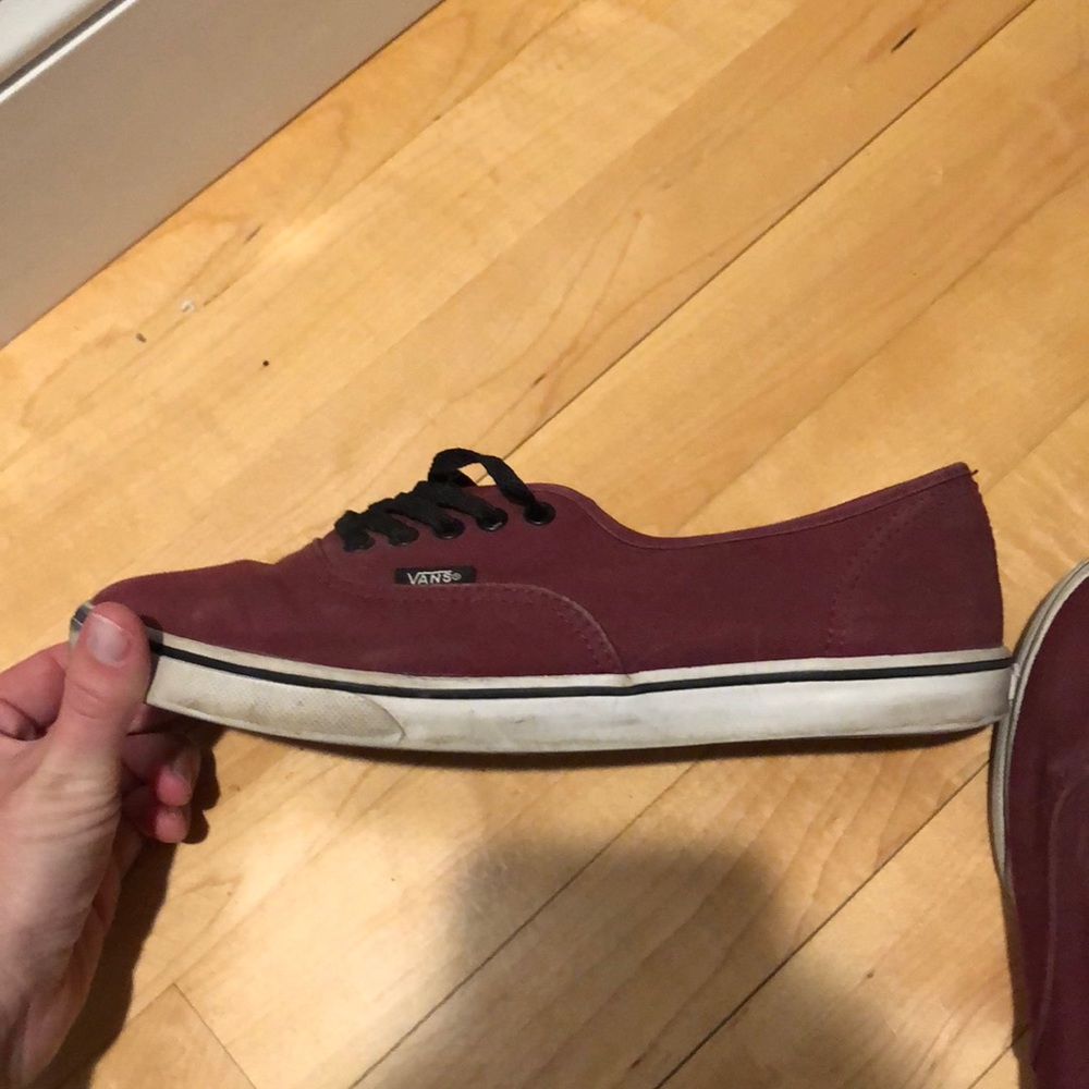 Vans - Picture 2 of 3